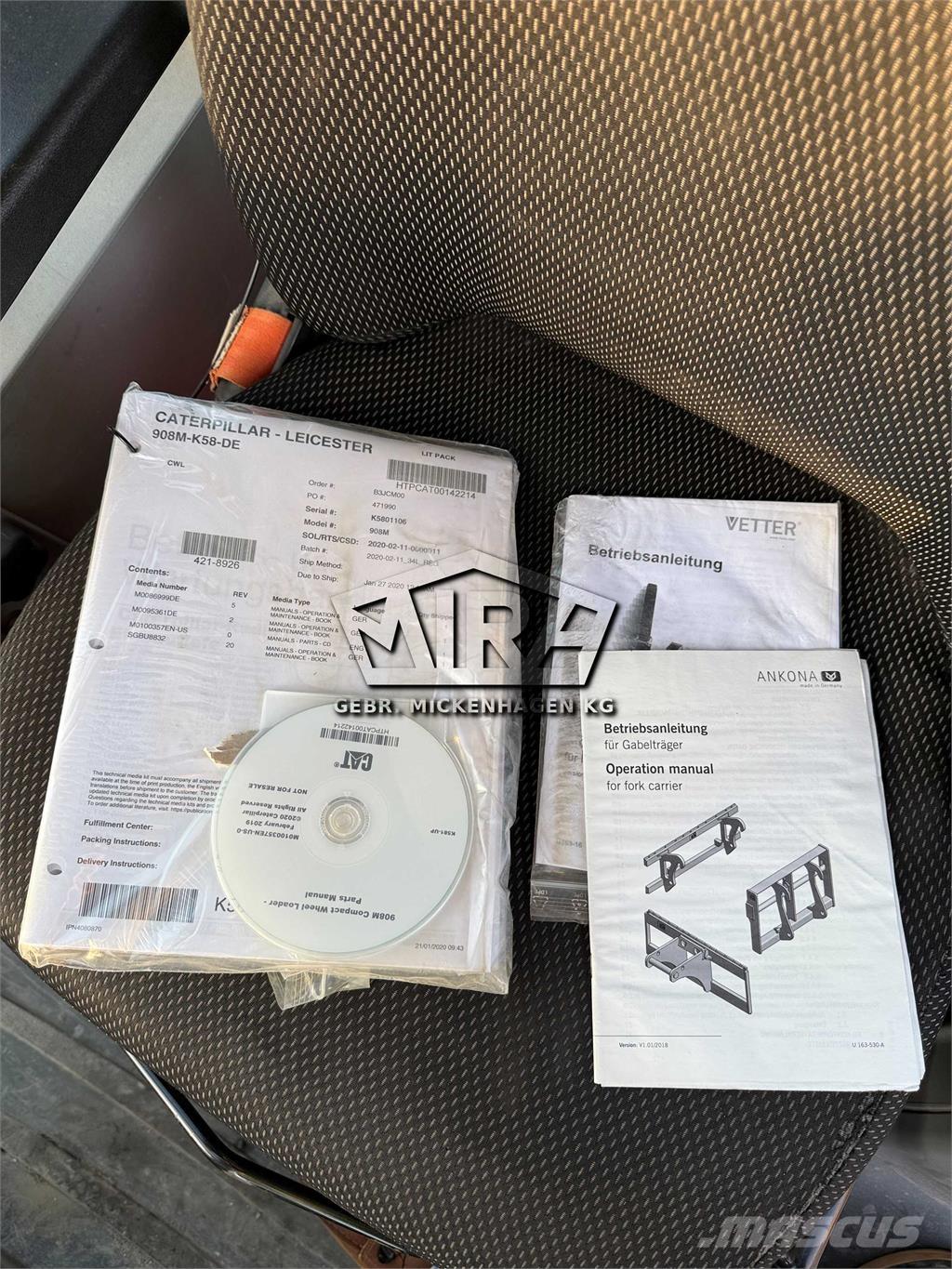 CAT 908M Utovarivači na točkove