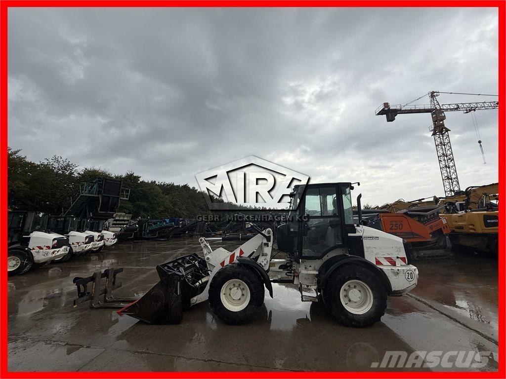 CAT 908M Utovarivači na točkove