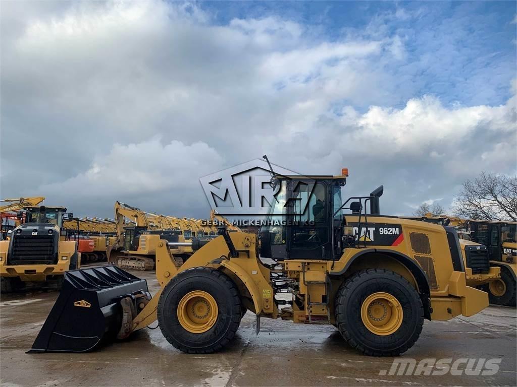 CAT 962M ( 950 M ) Utovarivači na točkove