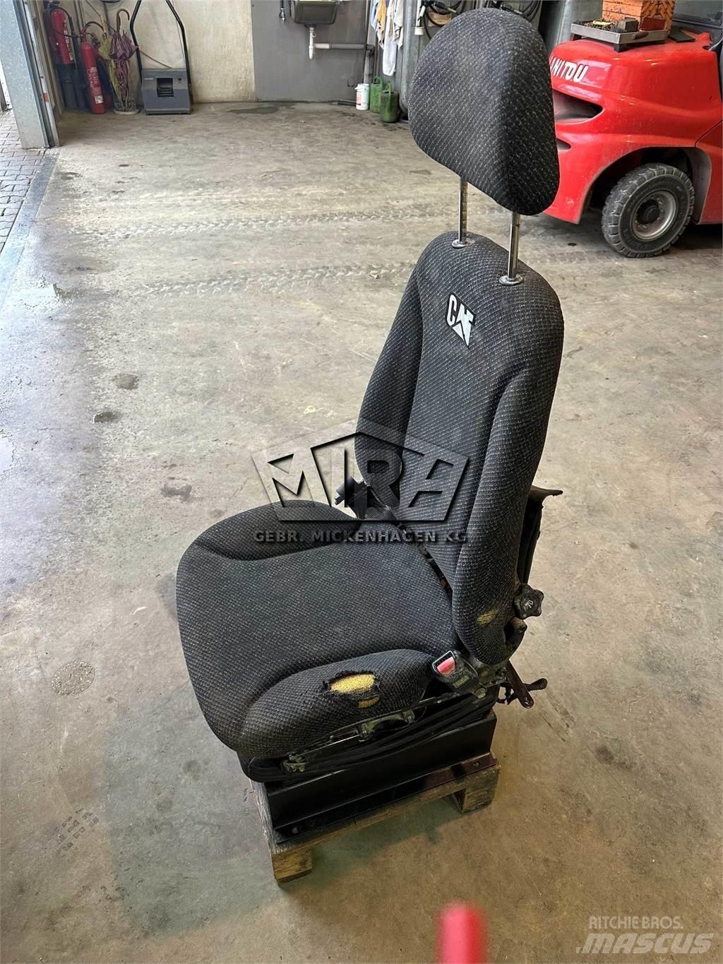 CAT 966 KXE / Sitz Kabine i unutrašnjost