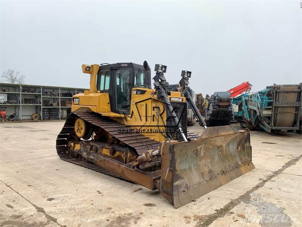 CAT D 6 T LGP Buldožeri guseničari