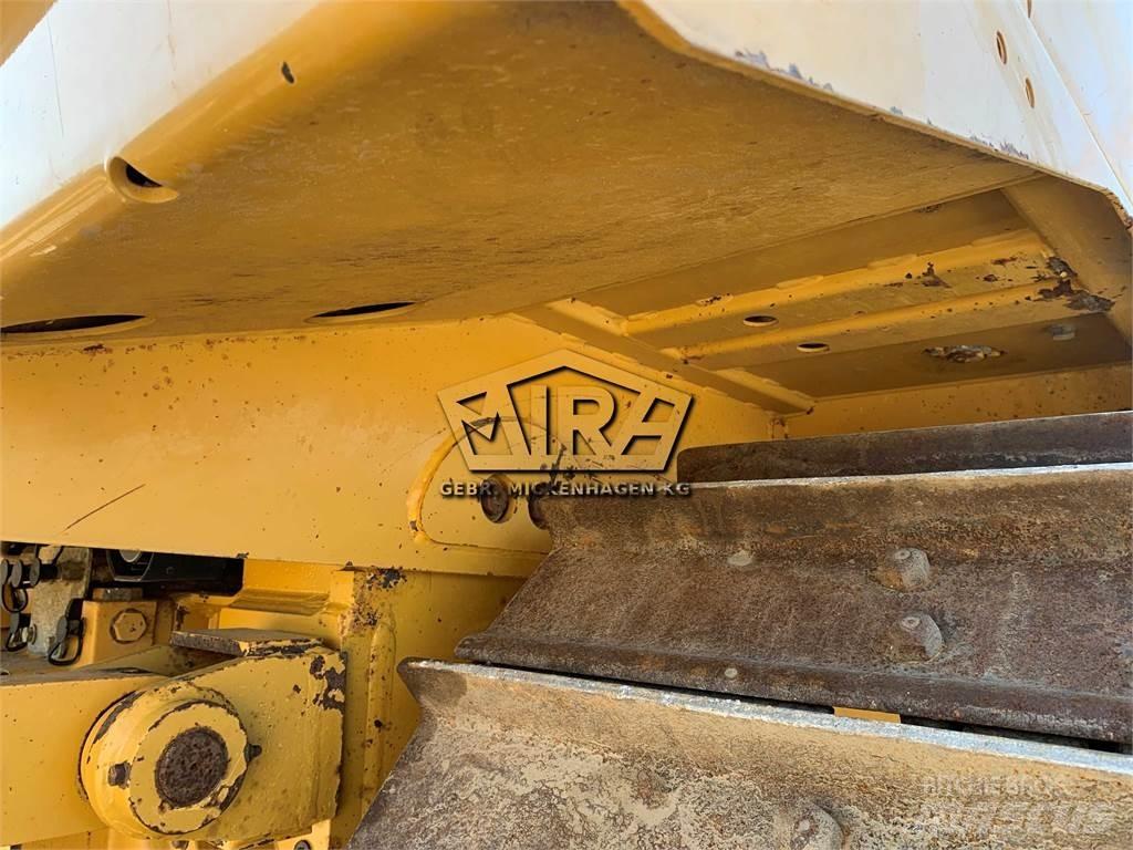 CAT D 6 T LGP Buldožeri guseničari
