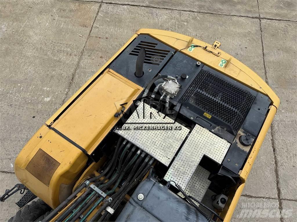 CAT M 318 D Bageri točkaši