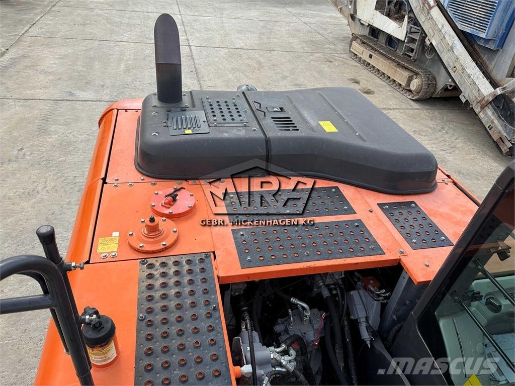 Hitachi ZX220W-6 Bageri točkaši