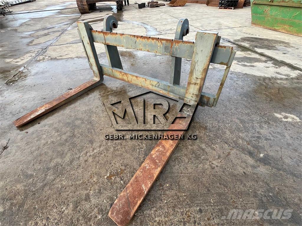 Volvo SW / L90 Građevinarske viljuške