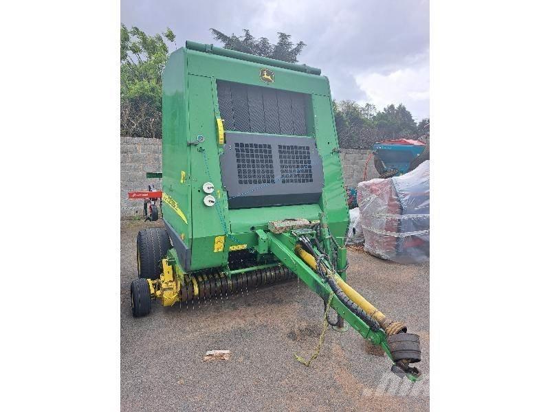 John Deere 592 Prese/balirke za rolo bale