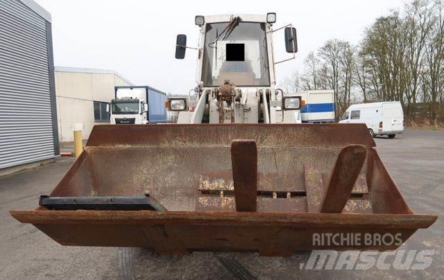 CAT 910 E Utovarivači na točkove