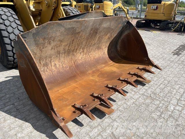 CAT 938M Ostalo za građevinarstvo