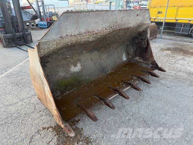  DIV. SCHAUFEL Utovarivači na točkove