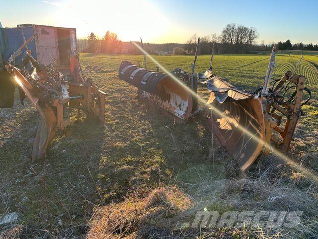 Dücker Schneepflug Plugovi obrtači