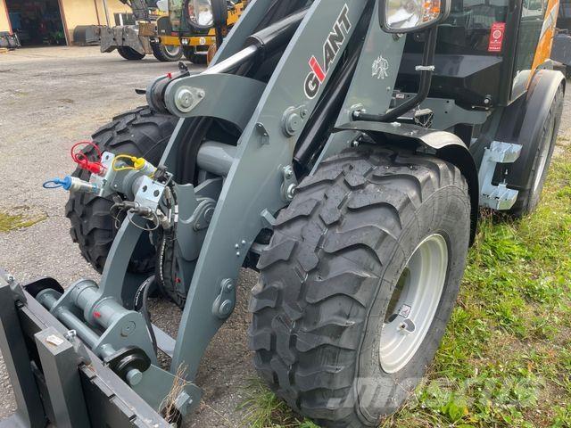 GiANT G5000 Utovarivači na točkove