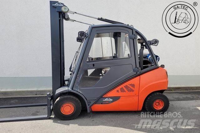 Linde H25T Plinski viljuškari