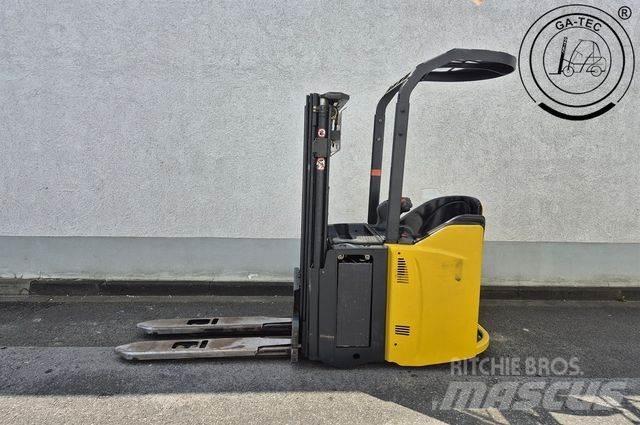 Linde L14SP Visoko dizajući komisioni viljuškar