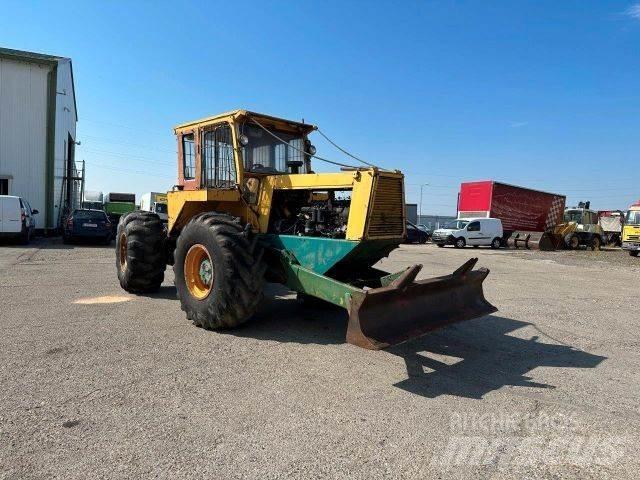 LKT 120 4x4 VIN 983 Harversteri