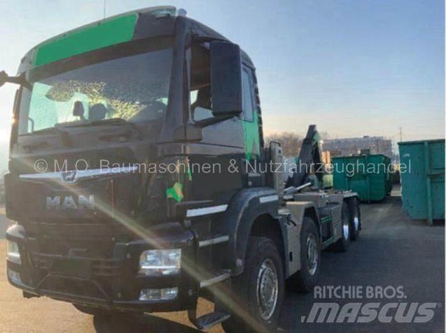 MAN TGS 35.460 Rol kiper kamioni sa kukom za podizanje tereta
