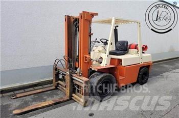 Nissan BF03A35U Plinski viljuškari