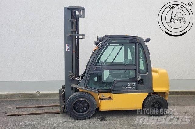 Nissan YG1D2A320 Dizelski viljuškari
