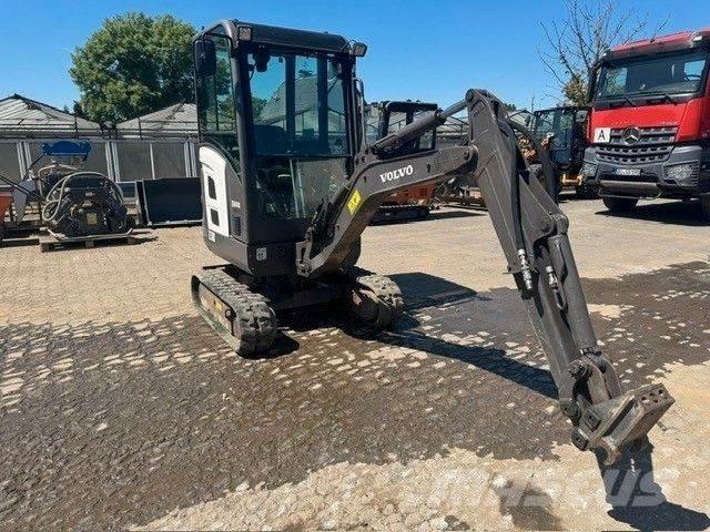 Volvo EC18D Mini bageri < 7t