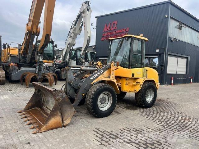 Volvo L30B Utovarivači na točkove