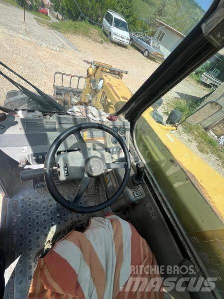 CAT th62 Teleskopski viljuškari