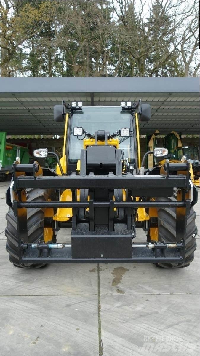 JCB TM 320 S Teleskopski viljuškari