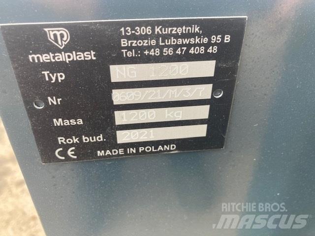  - - -  1200 KG Prednji tegovi