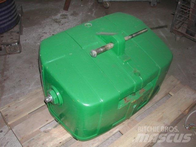 John Deere  Ostala dodatna oprema za traktore