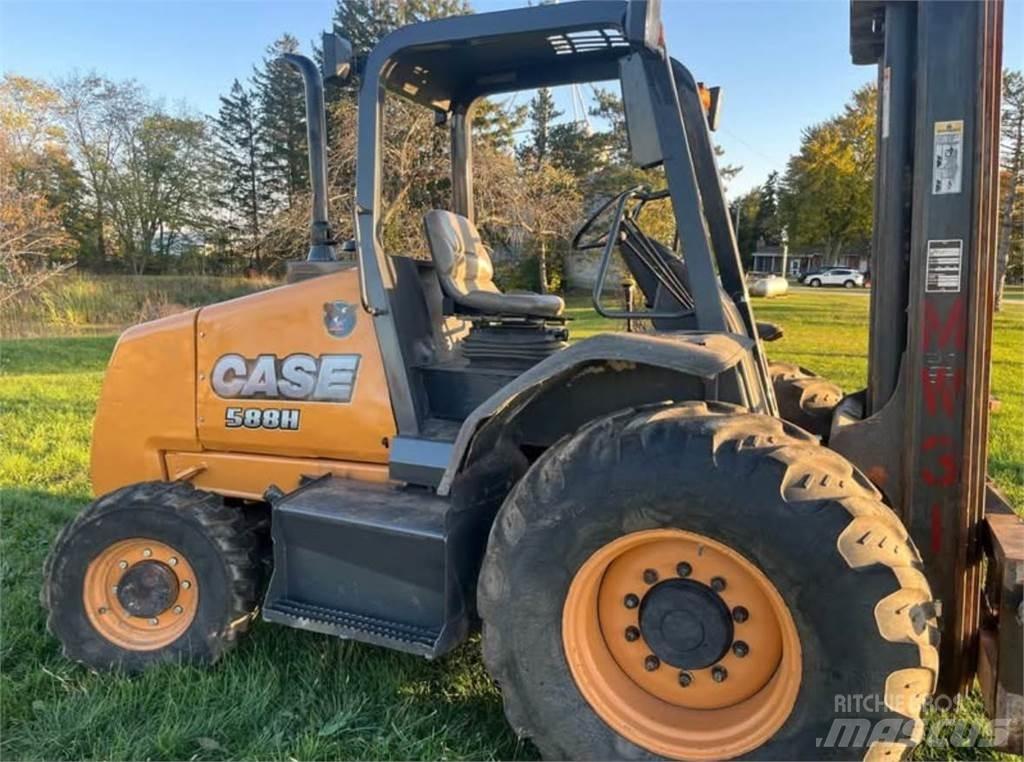 CASE 588H Viljuškari - ostalo
