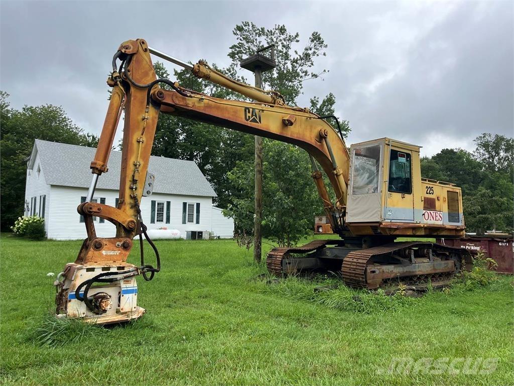 CAT 225 LC Bageri guseničari