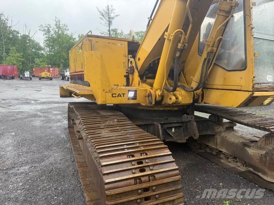 CAT 235B Bageri guseničari