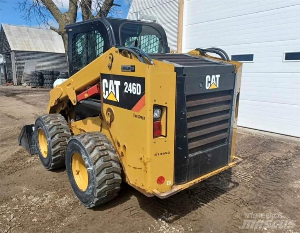 CAT 246D Skid steer mini utovarivači
