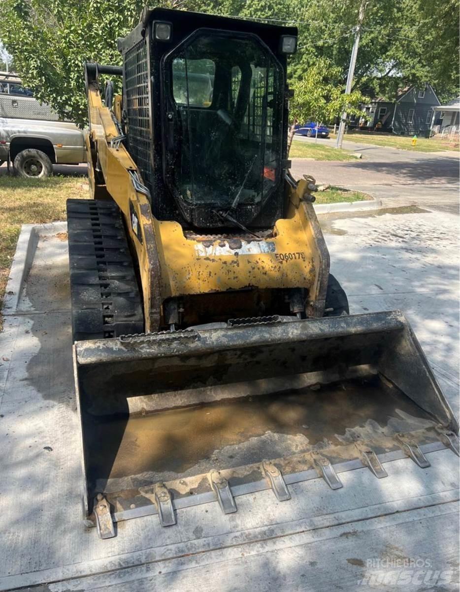 CAT 259B3 Skid steer mini utovarivači