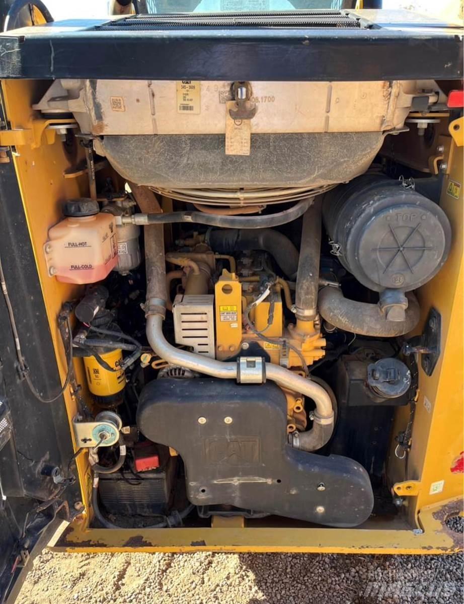 CAT 259D Skid steer mini utovarivači