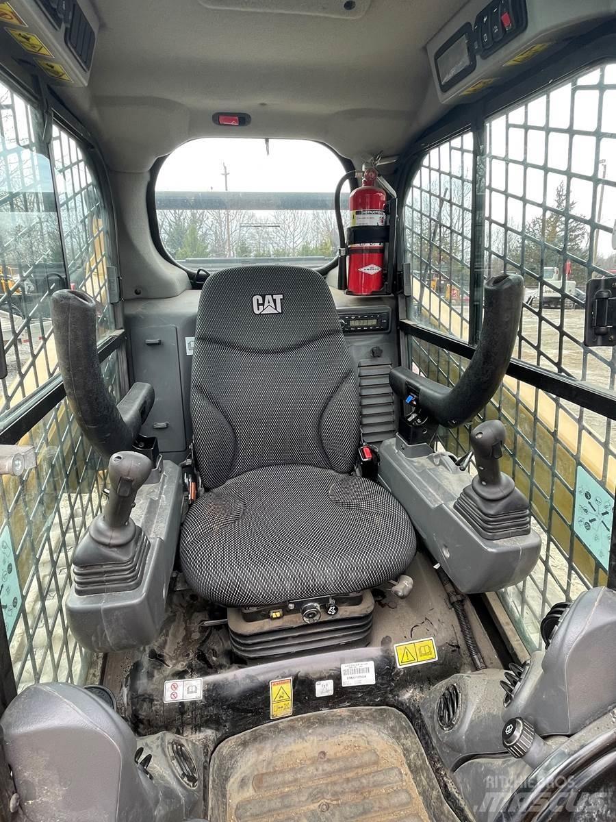 CAT 259D3 Skid steer mini utovarivači