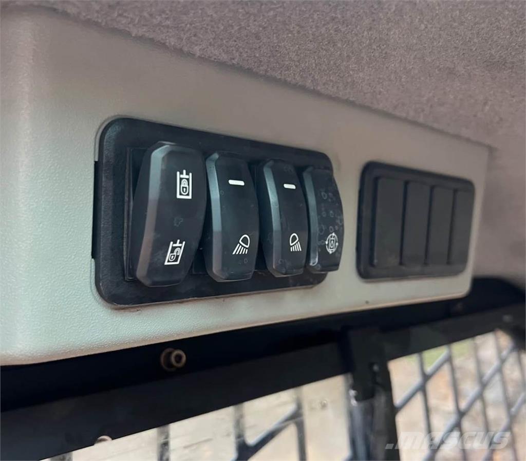 CAT 289D3 Skid steer mini utovarivači