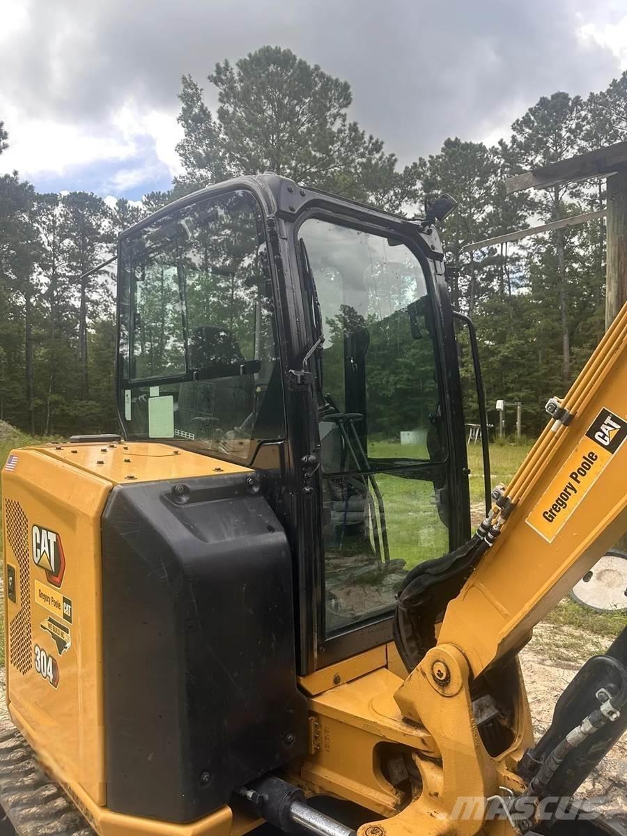 CAT 304 Mini bageri < 7t