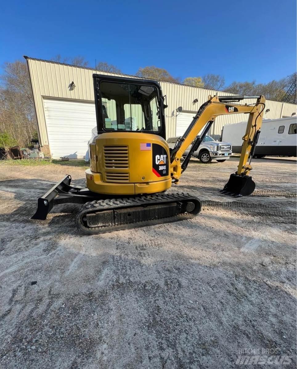 CAT 304E Mini bageri < 7t