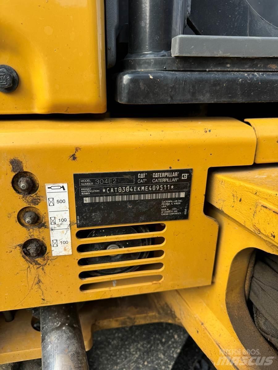 CAT 304E2 Mini bageri < 7t