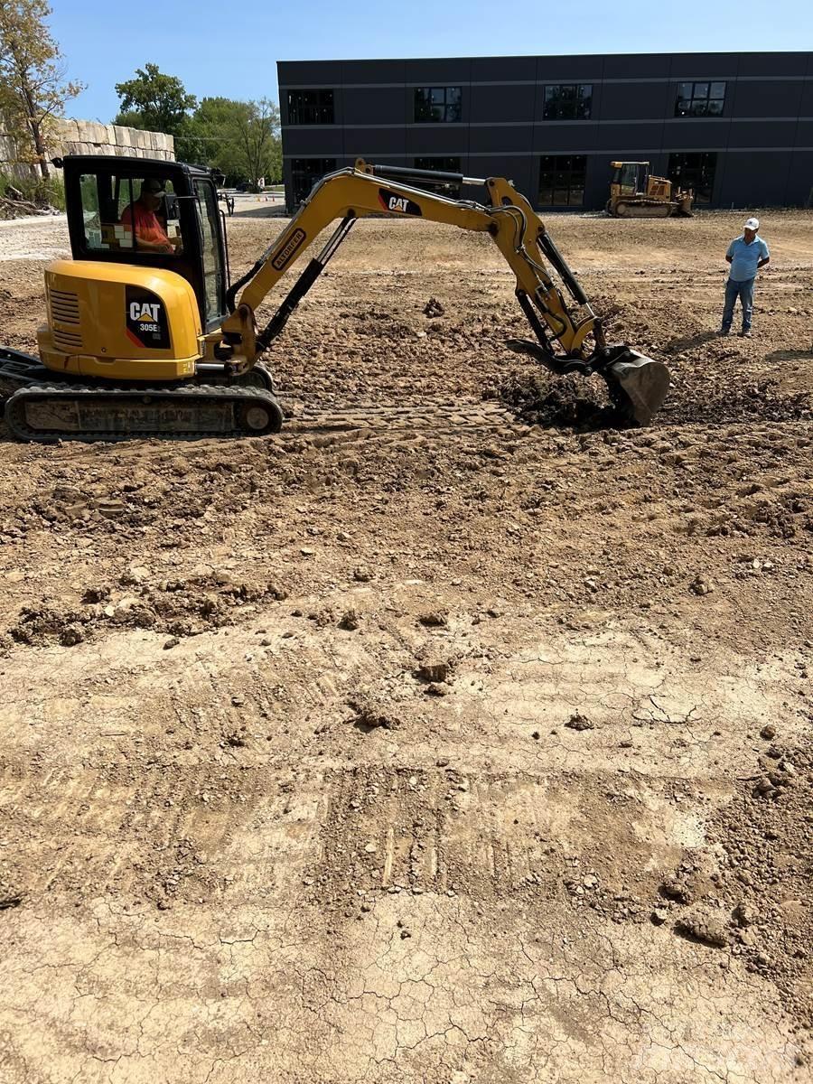 CAT 305 Mini bageri < 7t