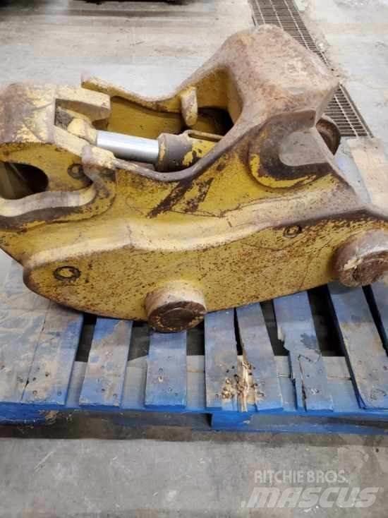 CAT 320DL Brze spojke