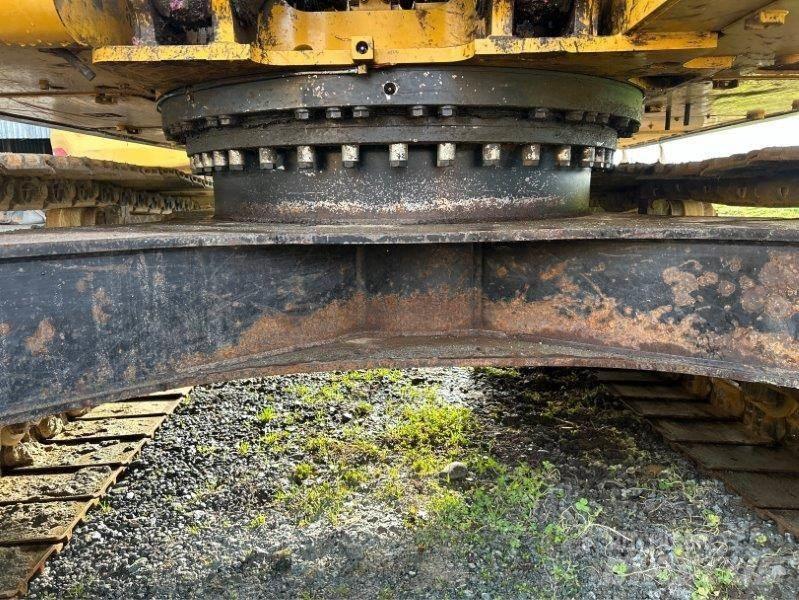 CAT 323FL Bageri guseničari