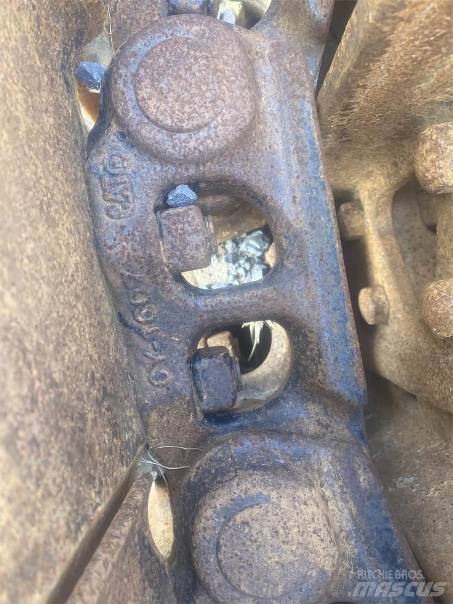 CAT 325 Gusenice za građevinarstvo