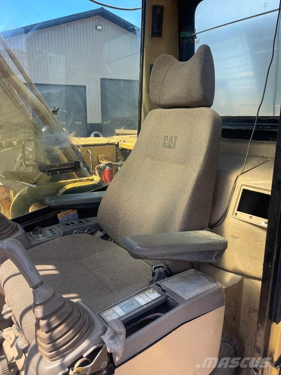 CAT 325BL Bageri guseničari