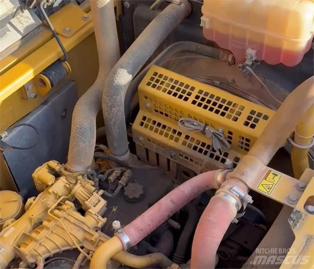 CAT 329EL Bageri guseničari