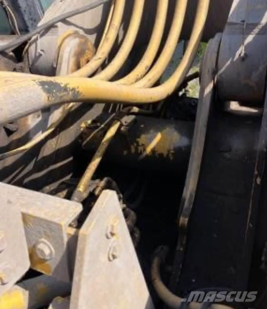 CAT 390FL Bageri guseničari