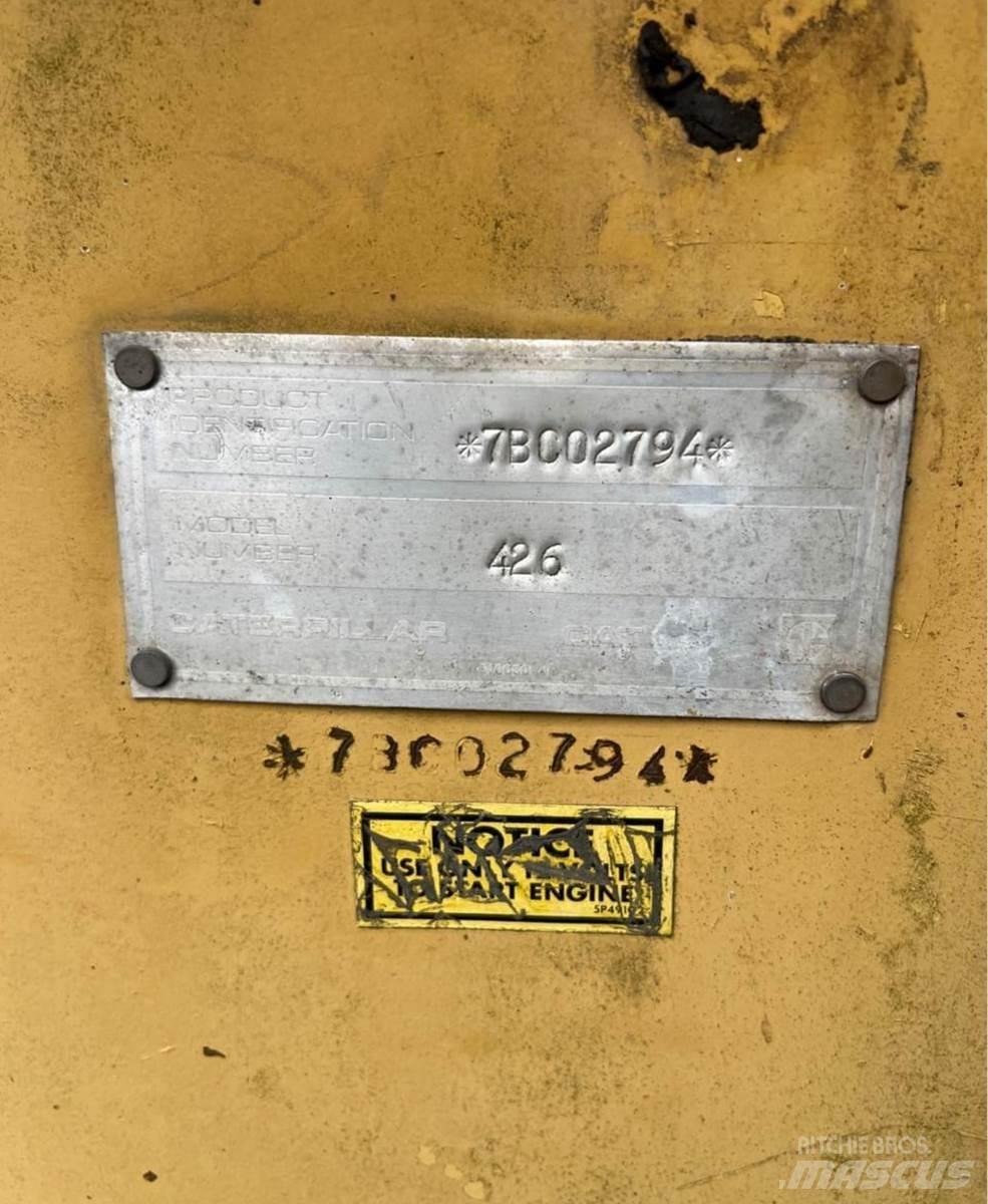 CAT 426 Rovokopači