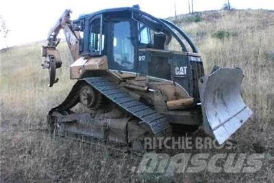 CAT 517 Skideri