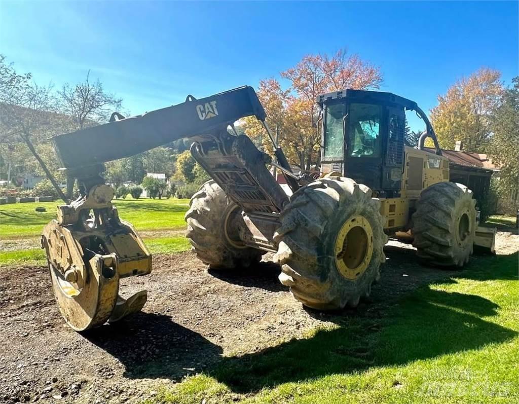 CAT 535D Skideri