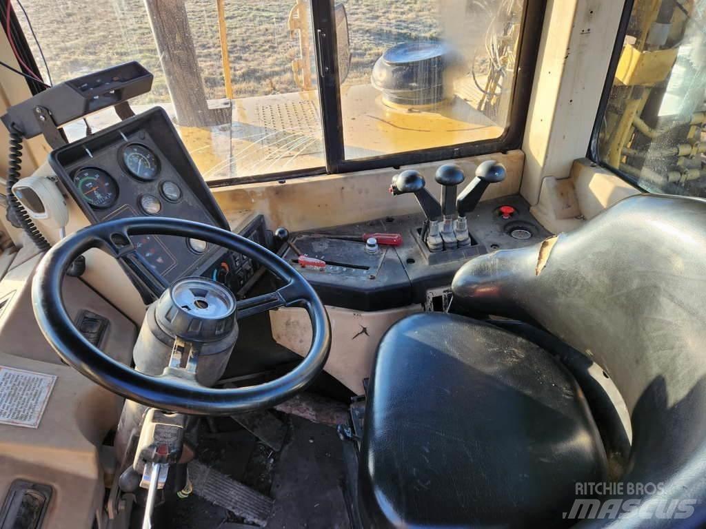 CAT 621F Polovni strugači