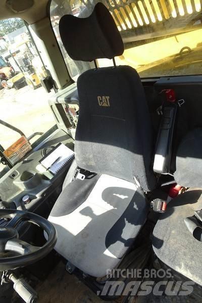 CAT 730 Zglobni damperi